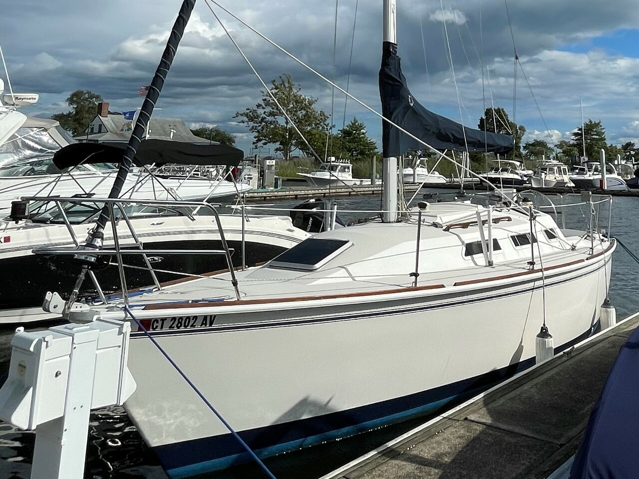 1987 Pearson 282 — For Sale — Sailboat Guide