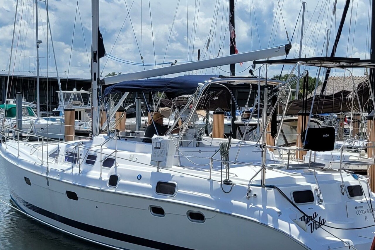 2002 Hunter 450 — For Sale — Sailboat Guide