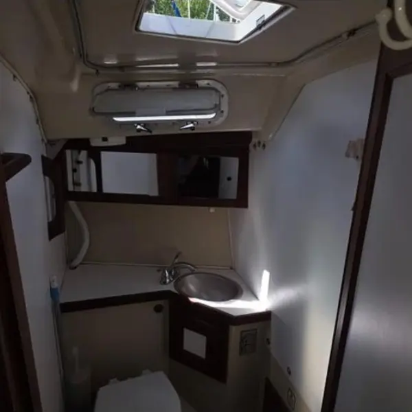 Photo 8 of 1985 Catalina 30