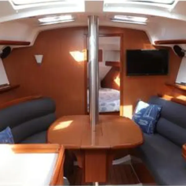 Photo 6 of 2008 Beneteau 343