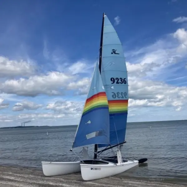 Photo 1 of 1983 Hobie 18