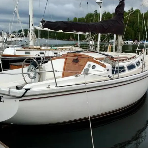 Photo 1 of 1982 Catalina 30