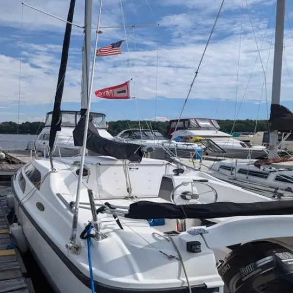 Photo 3 of 2005 Macgregor 26M