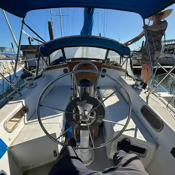 Photo 3 of 1989 Catalina 36