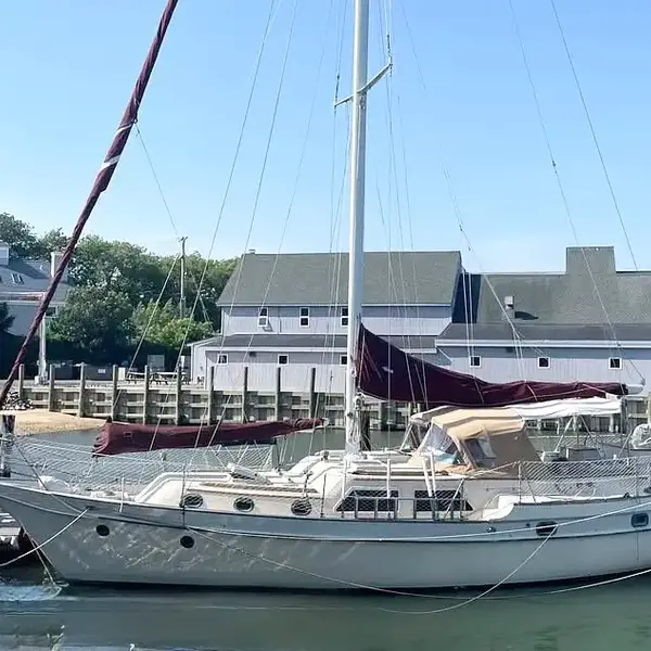 Photo 1 of 1980 CSY 44 Walk-Through Shoal