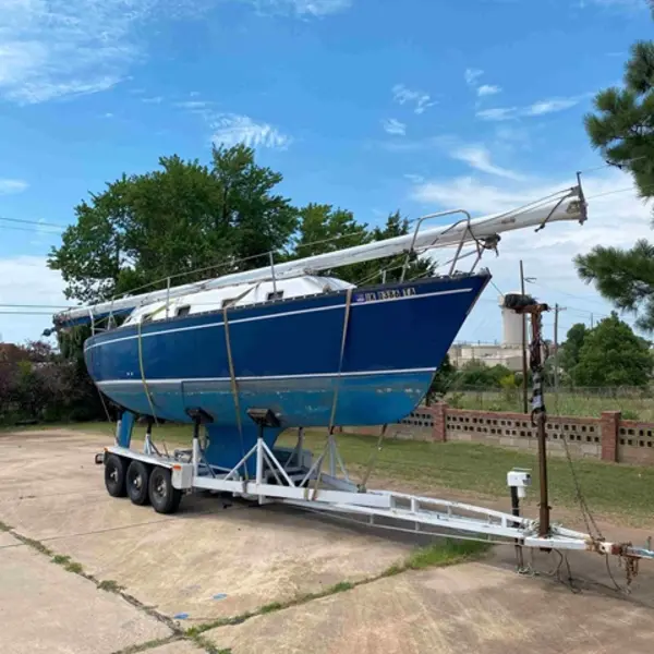 Photo 1 of 1979 Hunter 30