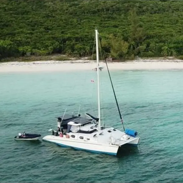 Photo of 1998 PDQ 36 Capella