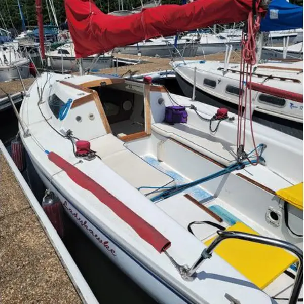 Photo 4 of 1996 Catalina Capri22