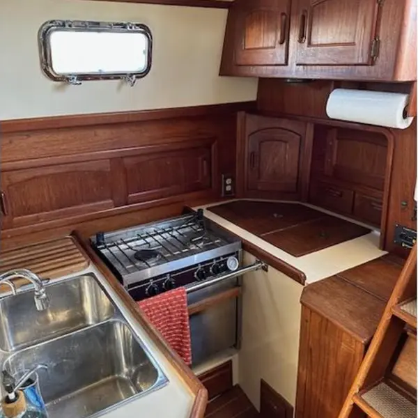 Photo 9 of 1994 Pacific Seacraft Creaklock 37