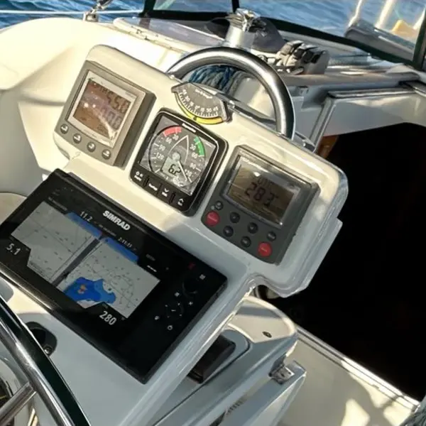 Photo 10 of 2005 Beneteau Oceanis 393
