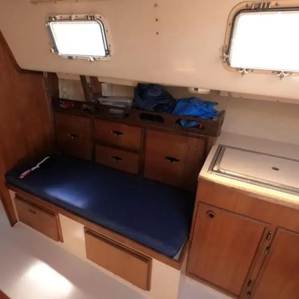 Photo 10 of 1979 Hunter 30