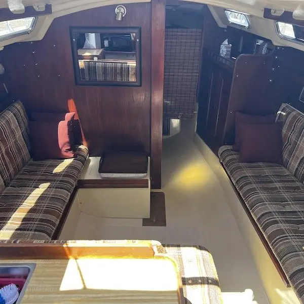 Photo 9 of 1982 Catalina 30
