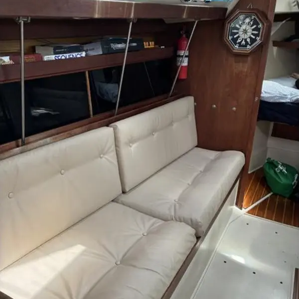 Photo 9 of 1987 Catalina 34