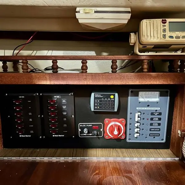 Photo 7 of 1982 Catalina 30 Tall Rig