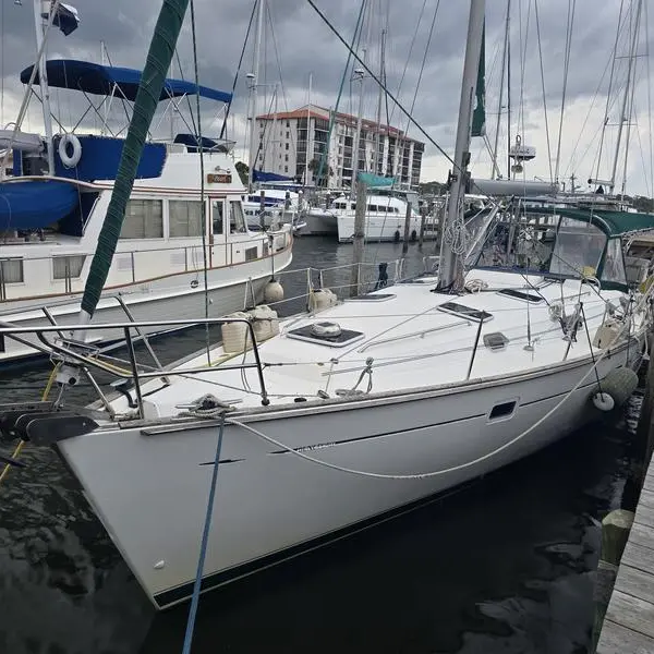 Photo 2 of 1998 Beneteau 411