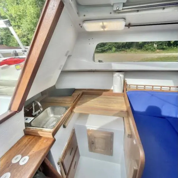 Photo 3 of 1979 Catalina 25 Tall Mast Hull 1218