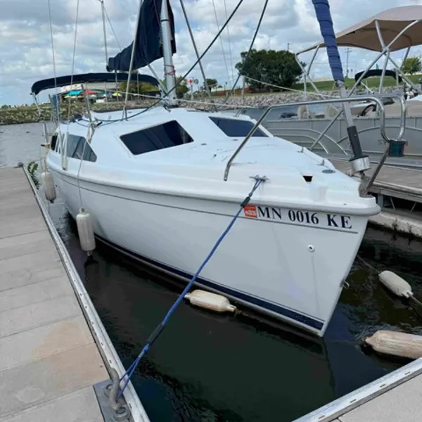 Photo 1 of 2004 Hunter 260