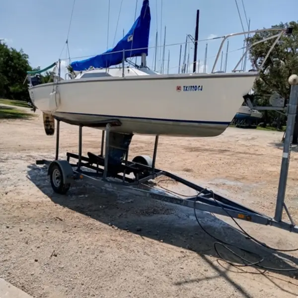 Photo 1 of 1997 Capri 22 Fin Keel