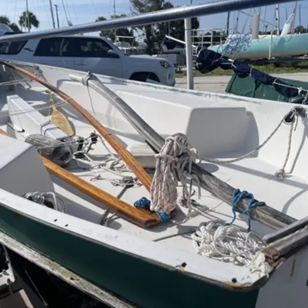 Photo 3 of 1986 Naiad 18