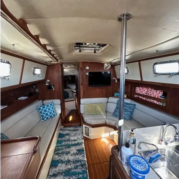 Photo 2 of 1994 Pacific Seacraft Creaklock 37