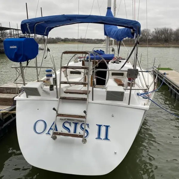Photo 5 of 1984 Hunter 34