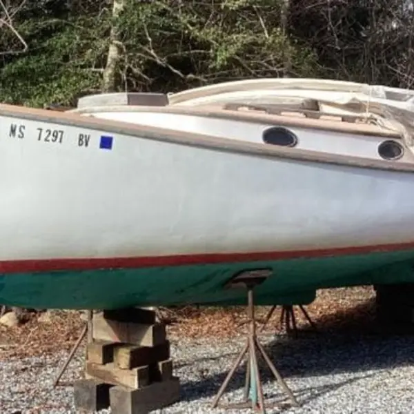 Photo 1 of 1977 22' MARSHALL CATBOAT
