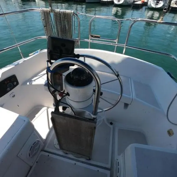 Photo 6 of 1979 Hunter 30