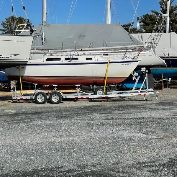Photo 2 of 1983 Catalina 25