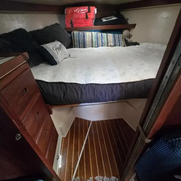 Photo 2 of 1986 Catalina C-34