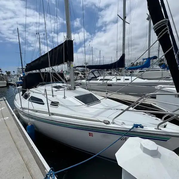 Photo 3 of 1999 Catalina 270