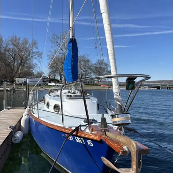 Photo 2 of 1980 cape dory 28