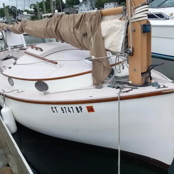 Photo 2 of 1996 19' MENGER CATBOAT