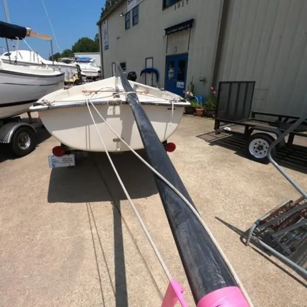 Photo 7 of 1980 Spindrift Rascal 14