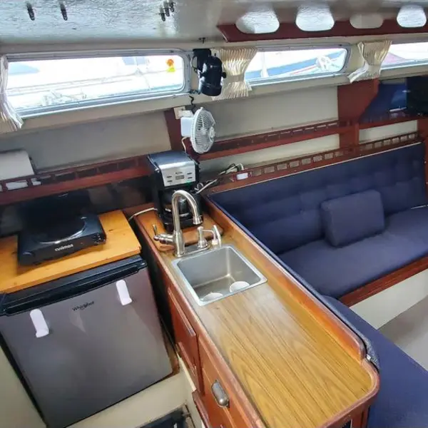 Photo 7 of 1980 Catalina 30