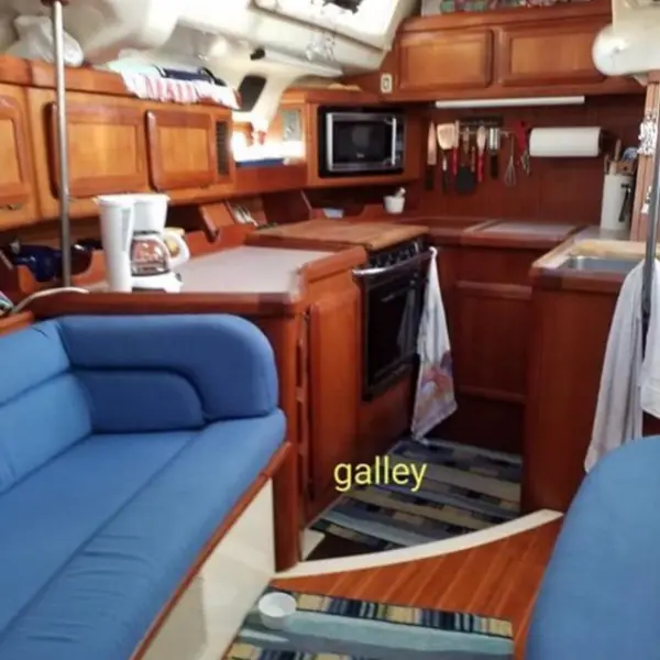 Photo 4 of 1993 Hunter Passage 42
