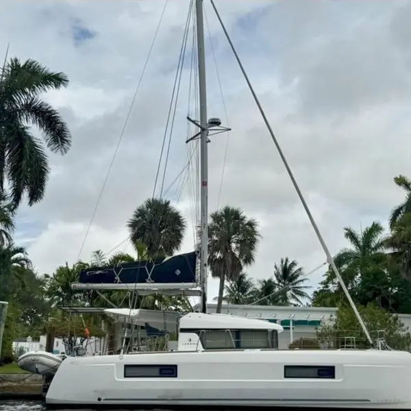 Photo of 2022 Lagoon 40