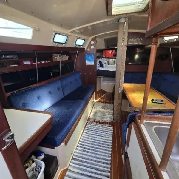 Photo 3 of 1986 Catalina C-34
