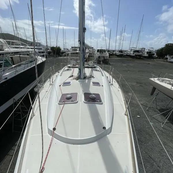 Photo 10 of 2010 Jeanneau 44I