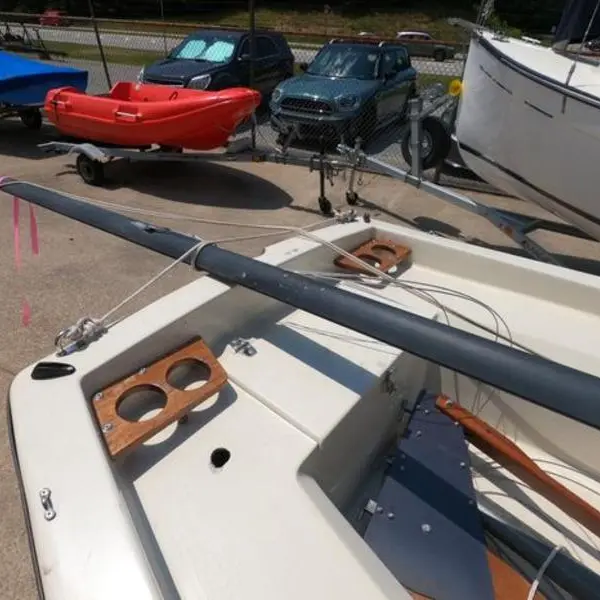 Photo 6 of 1980 Spindrift Rascal 14