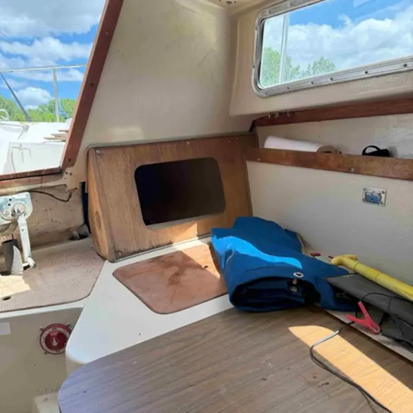 Photo 5 of 1984 Catalina 22