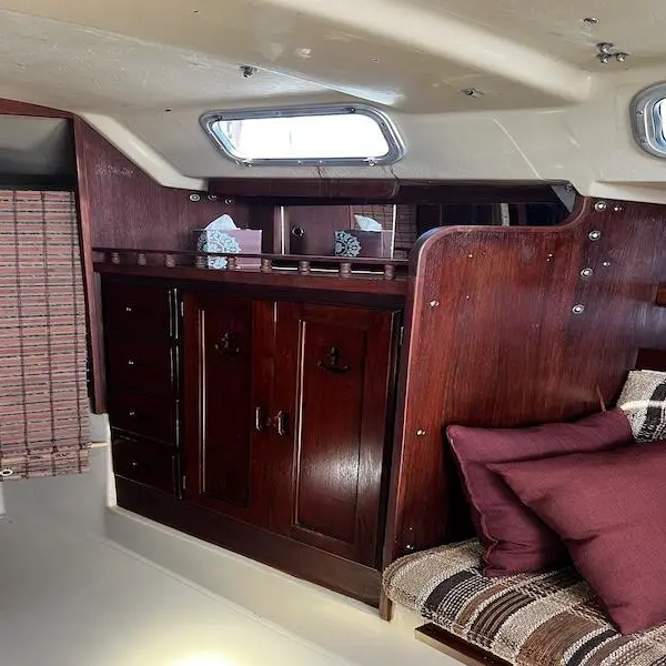 Photo 4 of 1982 Catalina 30