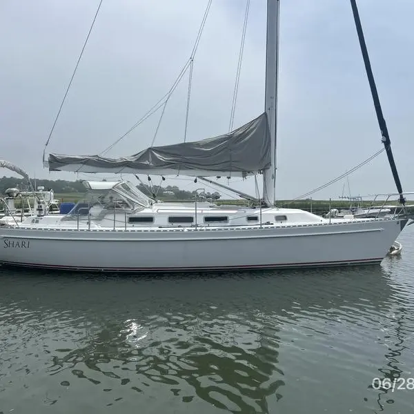 Photo 1 of 1995 Freedom 40/40