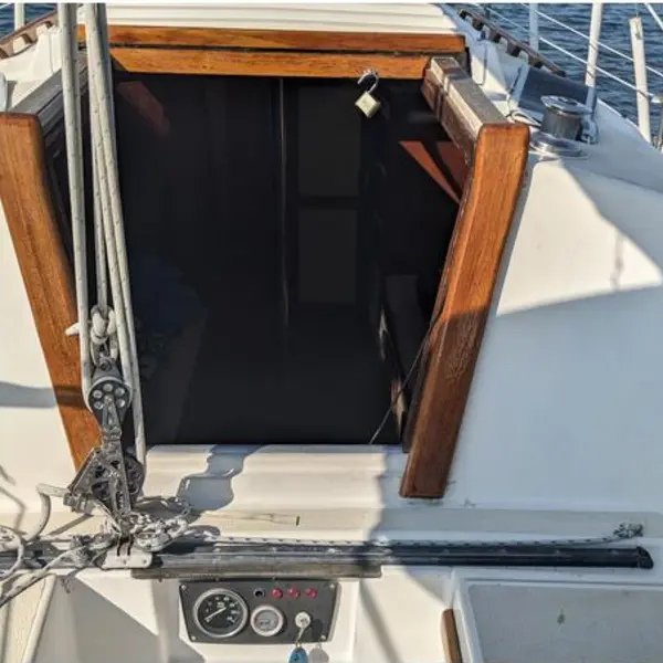 Photo 9 of 1977 Endeavor Yachts - Endeavor 32