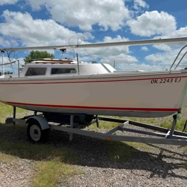 Photo 2 of 1984 Catalina 22
