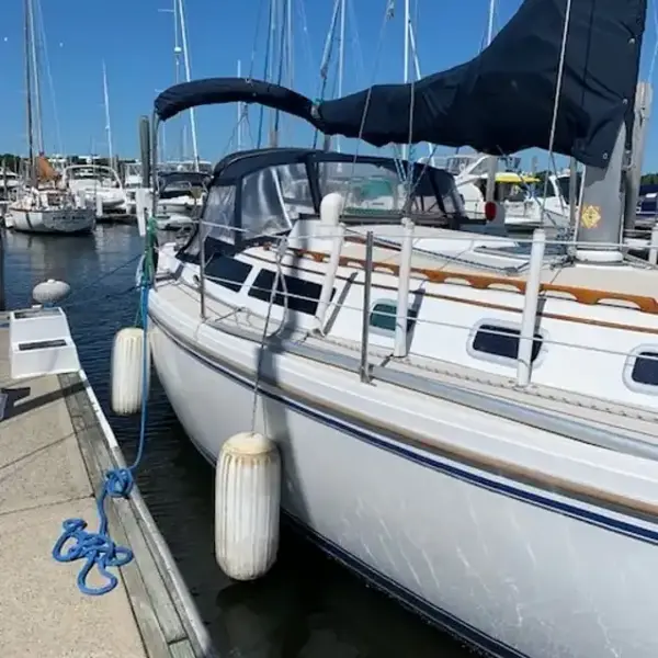 Photo 1 of 1987 Catalina 34