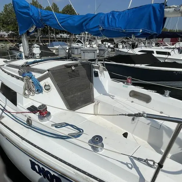 Photo 2 of 1984 Catalina 27
