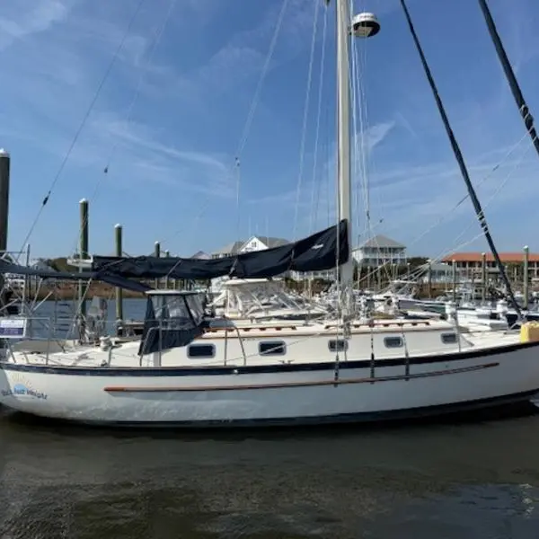 Photo 1 of 1994 Pacific Seacraft Creaklock 37