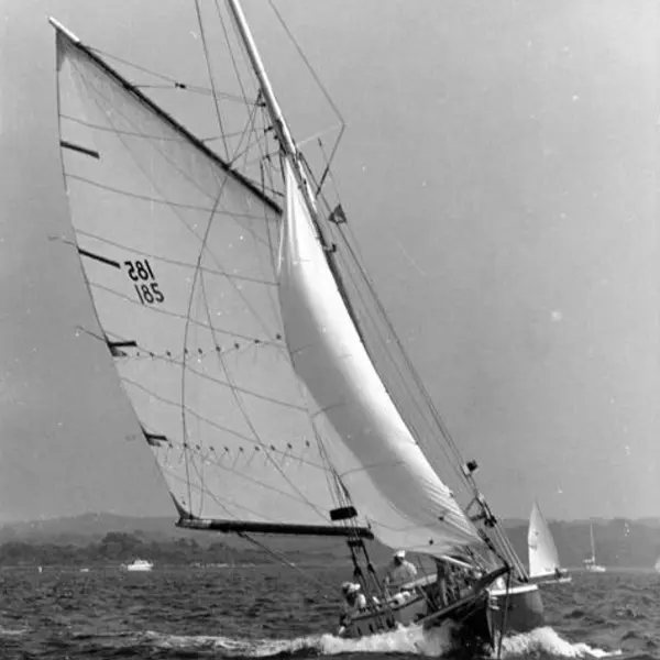 Photo 2 of 1978 27' Friendship Sloop