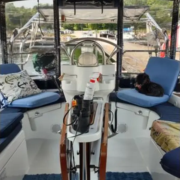 Photo 5 of 2004 Beneteau 423