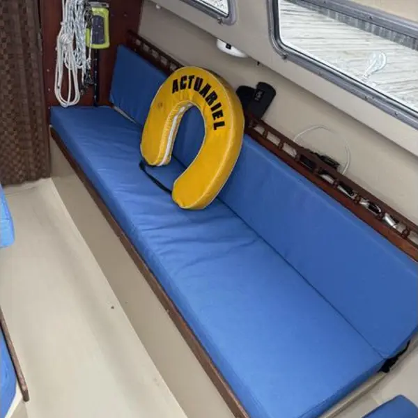 Photo 5 of 1984 Catalina 25